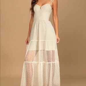Lulu’s Cream polka dot tiered midi dress